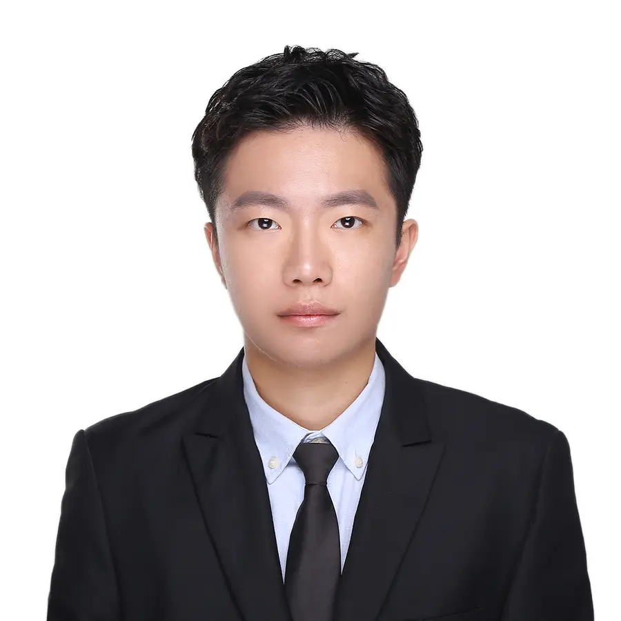 陈源元证件照